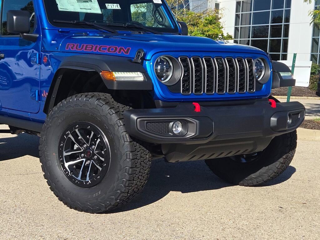 New 2025 Jeep Wrangler Rubicon w/ Xtreme 35 Tire Package AWD/4WD image 2
