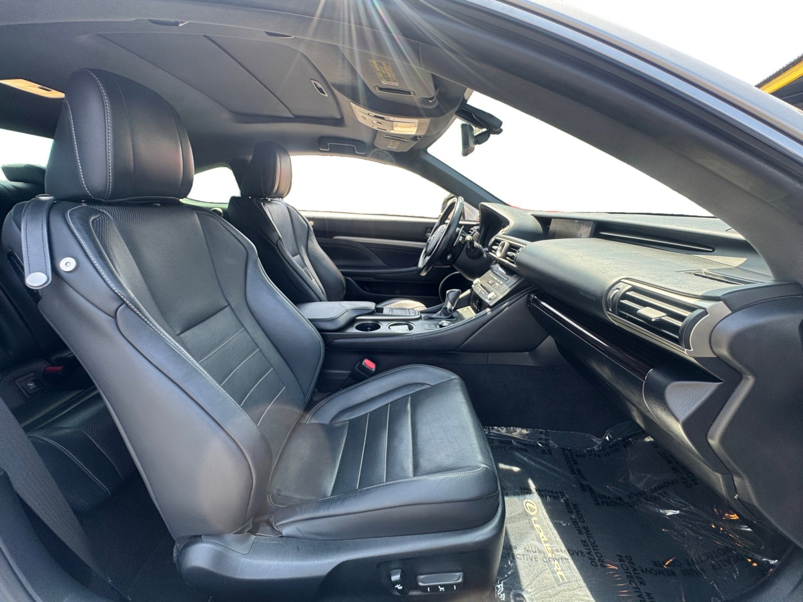 Used 2015 Lexus RC 350 w/ Luxury Package RWD image 15