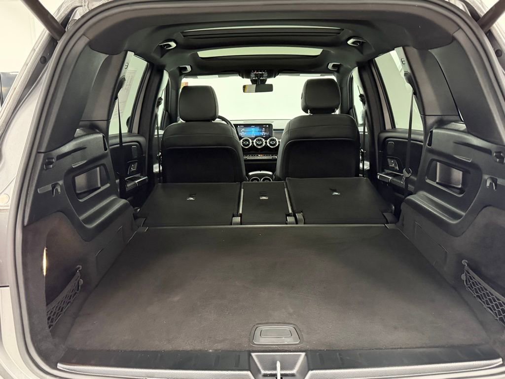 Used 2021 Mercedes-Benz GLB 250 4MATIC image 27