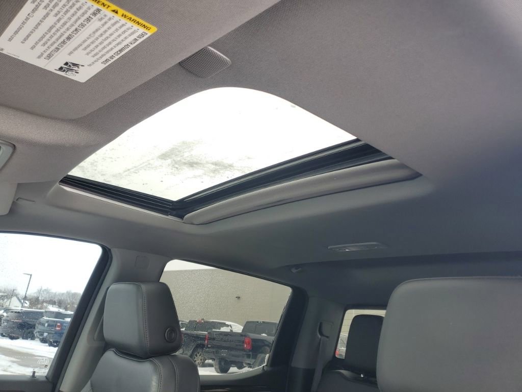 Used 2022 GMC Sierra 1500 Elevation w/ Elevation Premium Package image 26