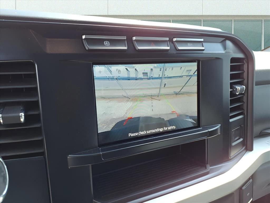 Used 2023 Ford F450 XLT AWD/4WD image 8