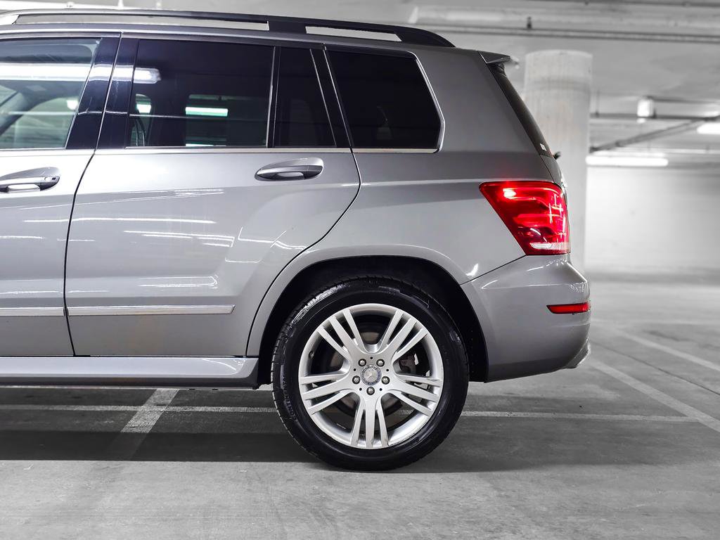 Used 2015 Mercedes-Benz GLK 350 4MATIC image 15