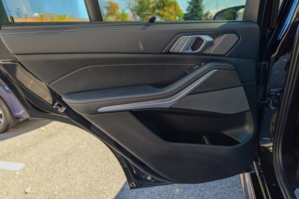 Used 2024 BMW X5 M60i w/ Executive Package image 24