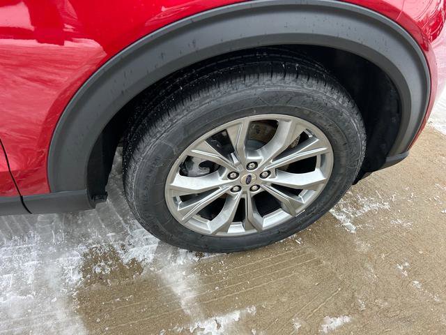 Used 2022 Ford Explorer Limited w/ Equipment Group 301A image 24