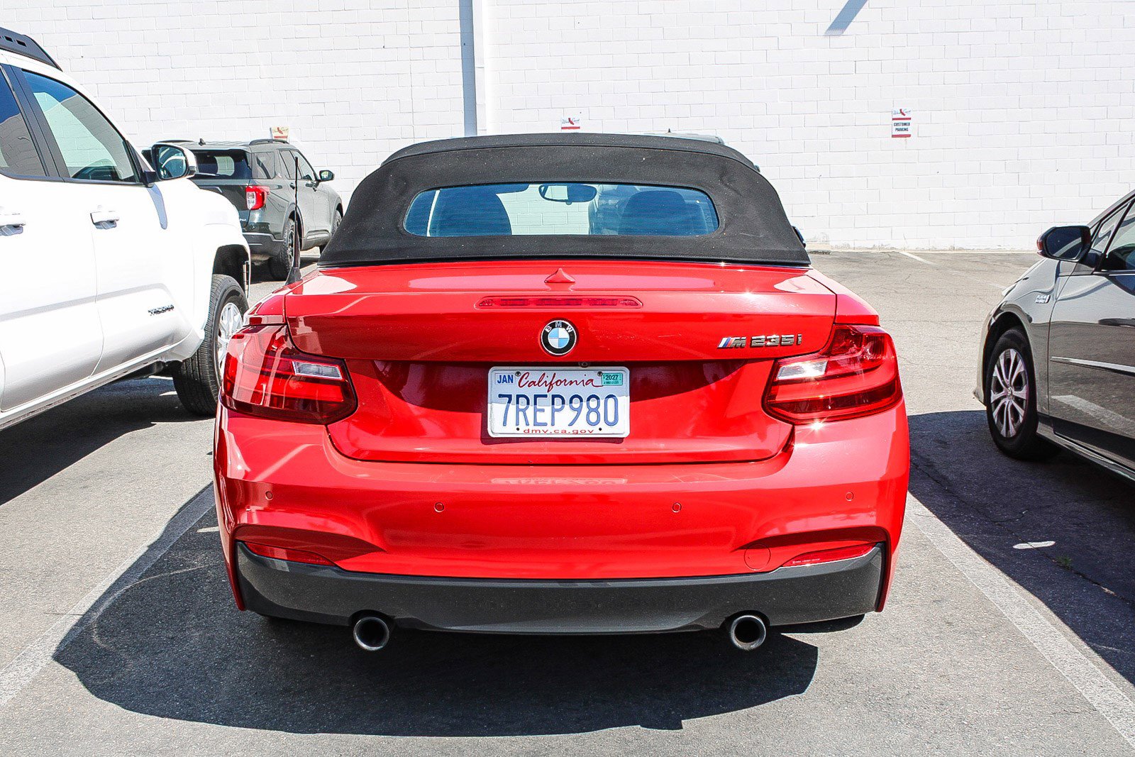 Used 2016 BMW M235i Convertible RWD image 9