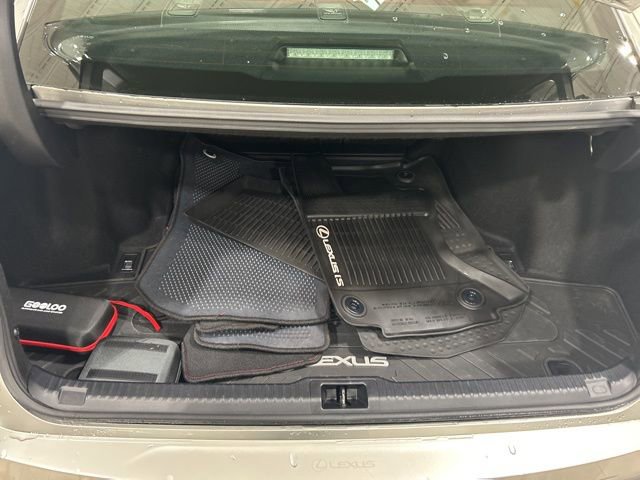 Used 2023 Lexus IS 300 AWD w/ Premium Package image 12