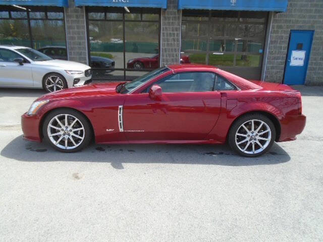 Used 2009 Cadillac XLR V RWD image 8