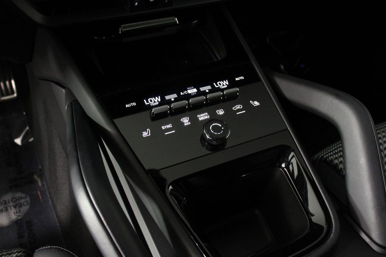 Certified 2025 Porsche Cayenne S image 18