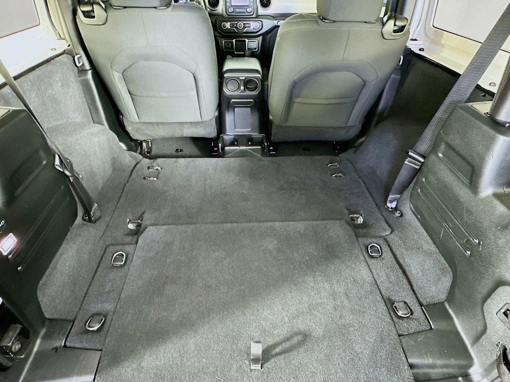 Used 2018 Jeep Wrangler Sport image 31