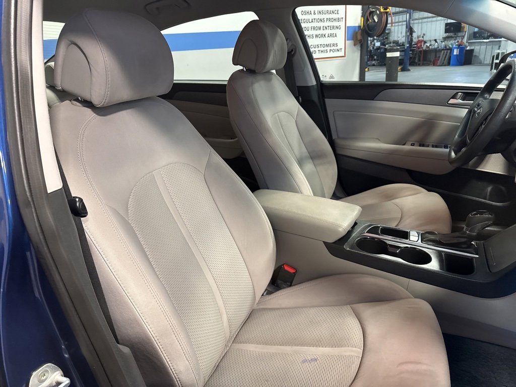 Used 2015 Hyundai Sonata SE w/ Option Group 09 image 29