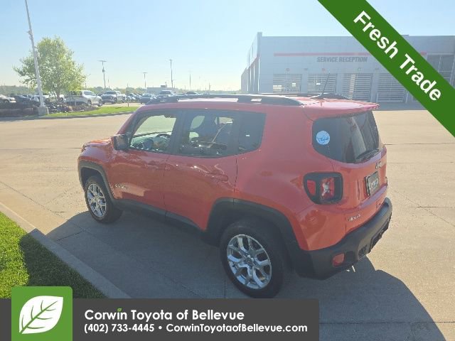 Used 2018 Jeep Renegade Latitude w/ Cold Weather Group AWD/4WD image 6