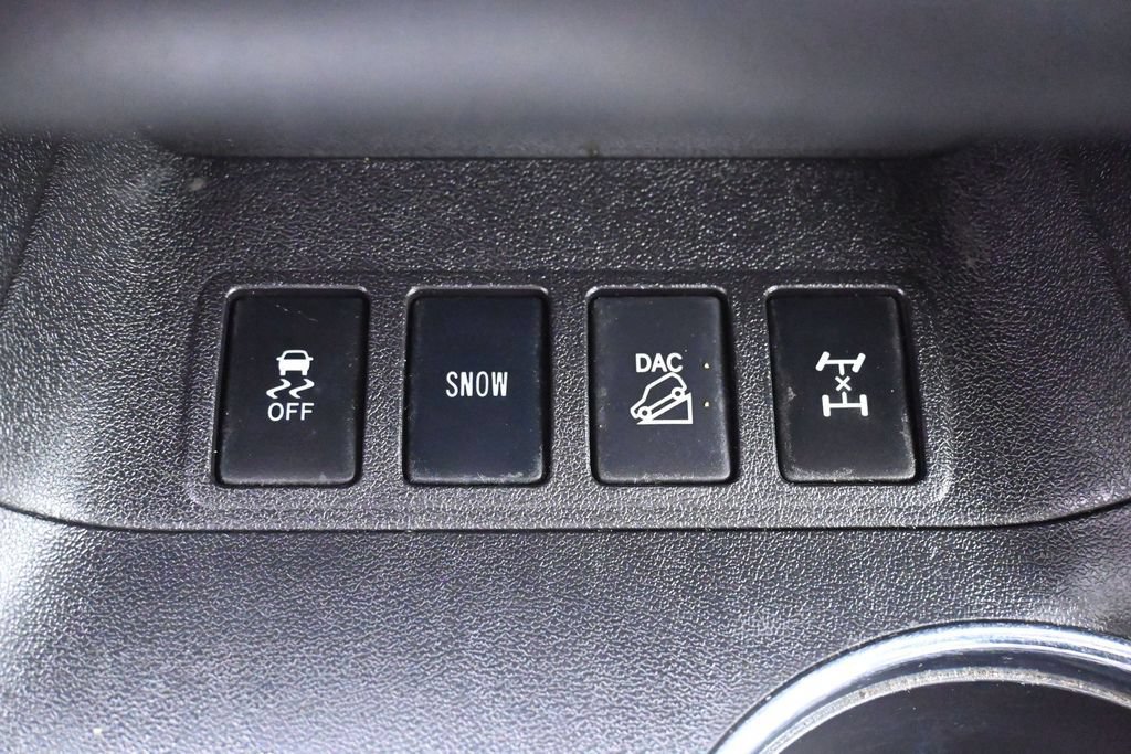 Used 2017 Toyota Highlander Limited w/ Protection Package #3 AWD/4WD image 26