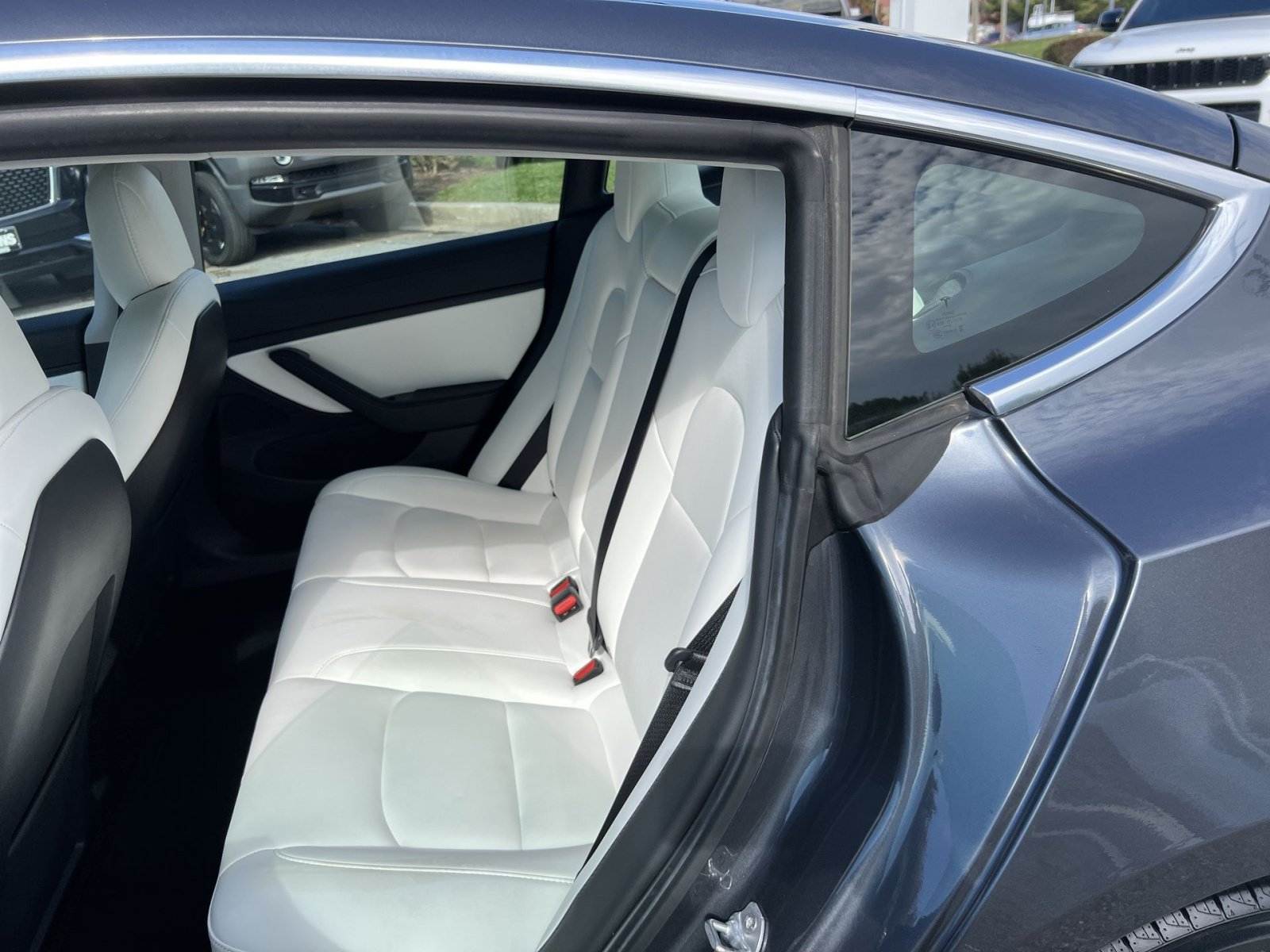 Used 2020 Tesla Model 3 Long Range AWD/4WD image 25
