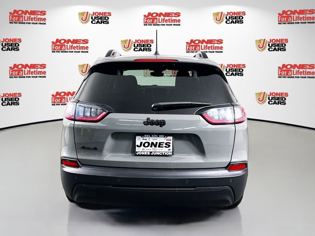 Used 2023 Jeep Cherokee Altitude Lux image 15