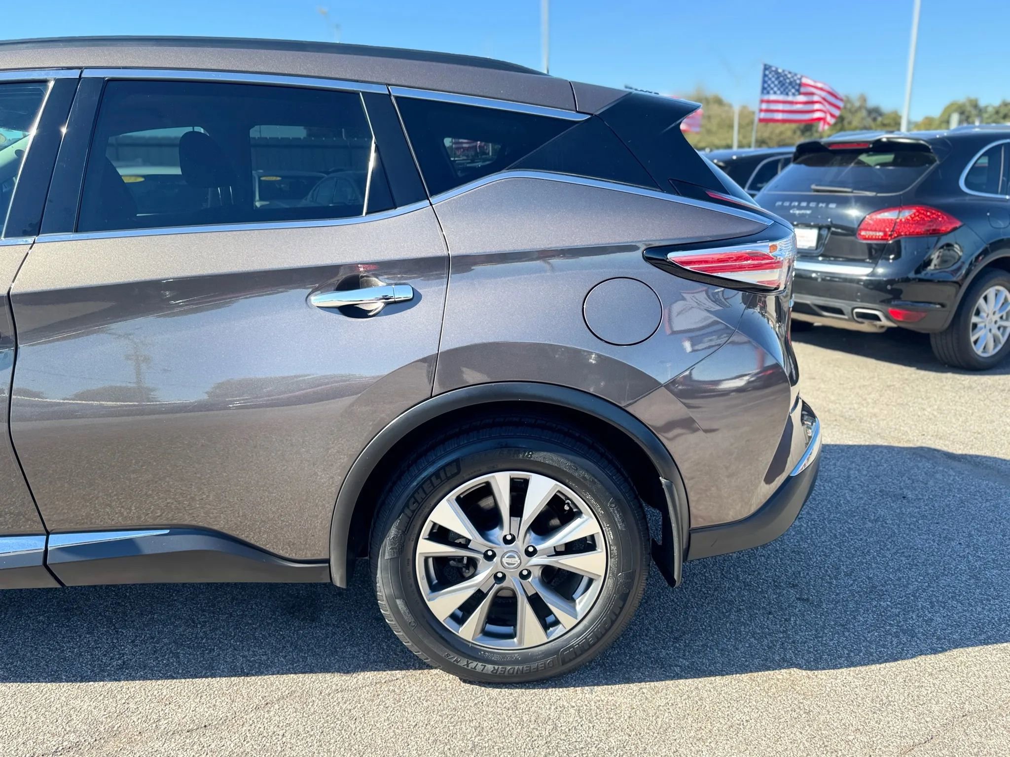 Used 2017 Nissan Murano SV image 10