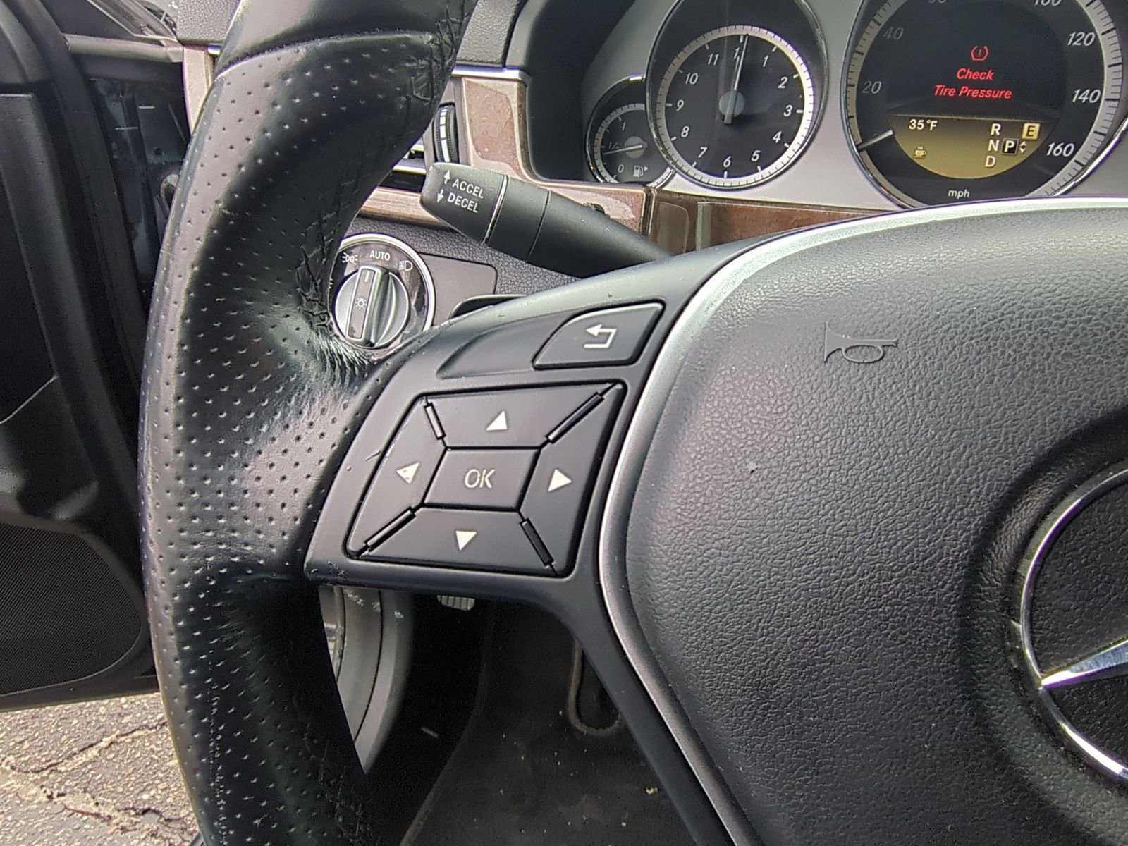 Used 2012 Mercedes-Benz E 350 4MATIC Sedan image 35