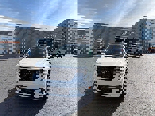 New 2025 Ford Maverick Lobo image 3