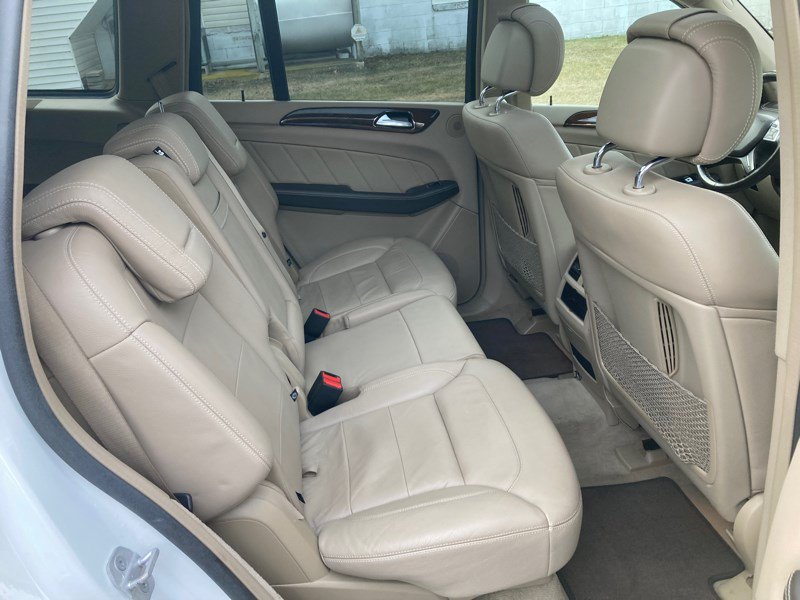 Used 2015 Mercedes-Benz GL 320 BlueTEC 4MATIC image 23