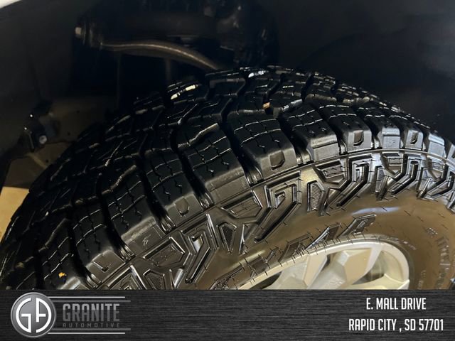 Used 2024 Chevrolet Silverado 1500 LT w/ Z71 Off-Road Package image 27
