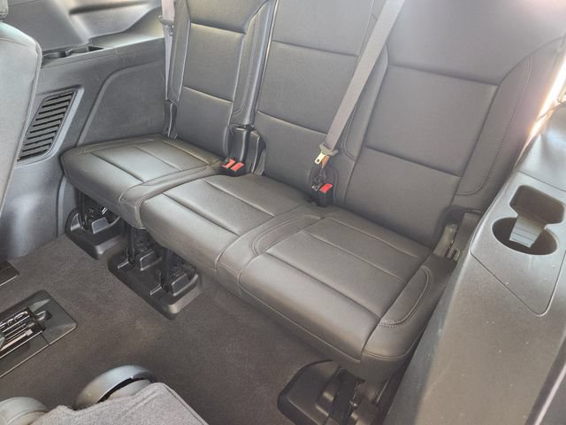 Used 2024 Chevrolet Tahoe Z71 w/ Luxury Package AWD/4WD image 32