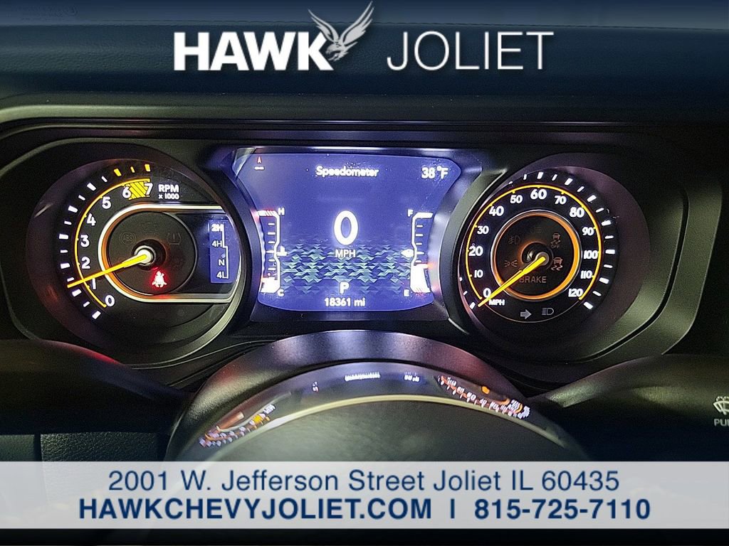 Used 2024 Jeep Wrangler Sahara image 14