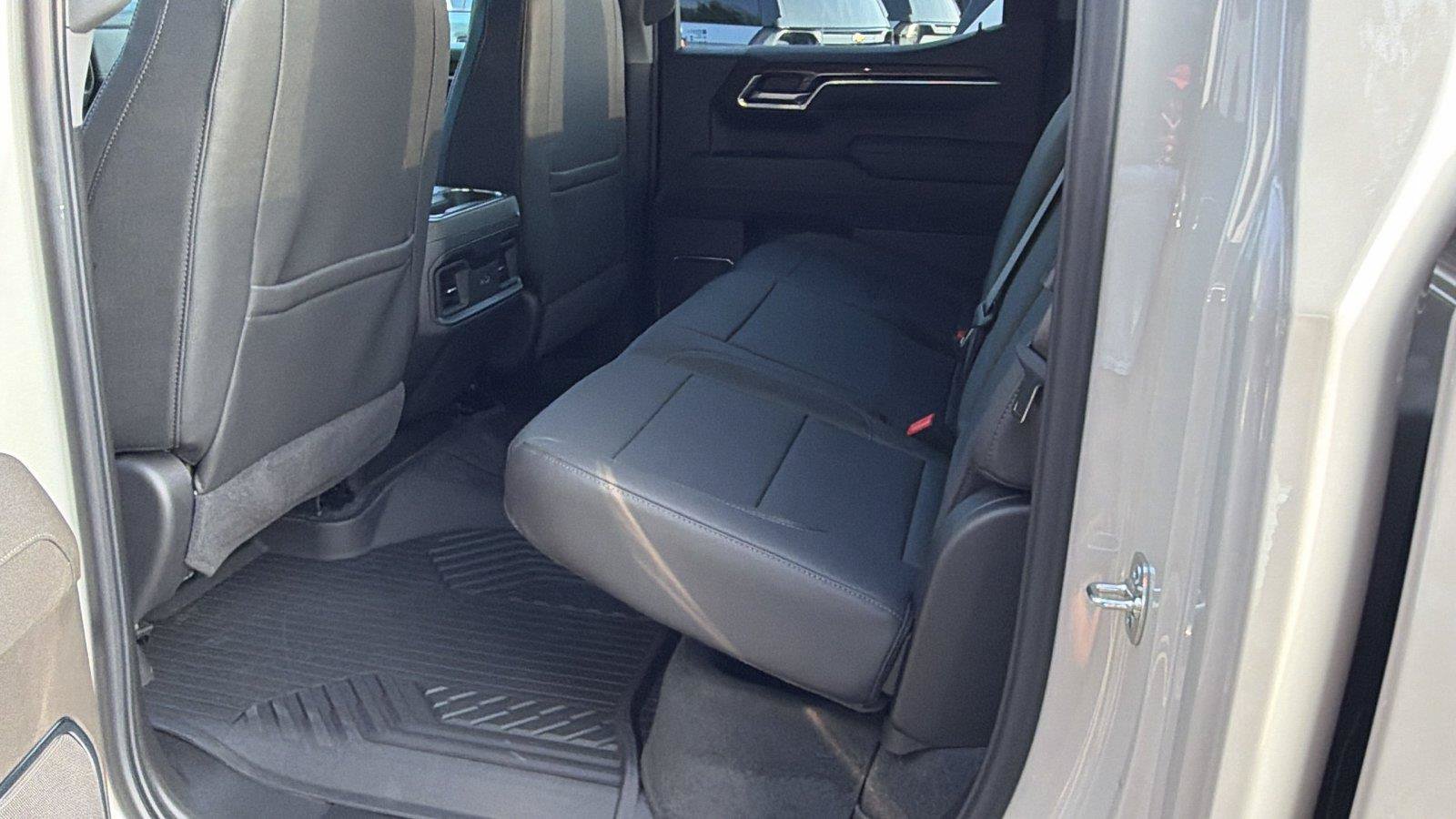 New 2026 Chevrolet Silverado 1500 RST w/ RST All Star Premium Package AWD/4WD image 18