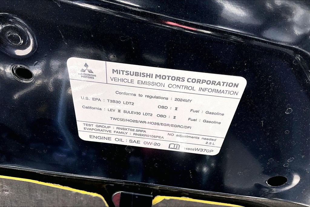 Used 2022 Mitsubishi Outlander SE image 36