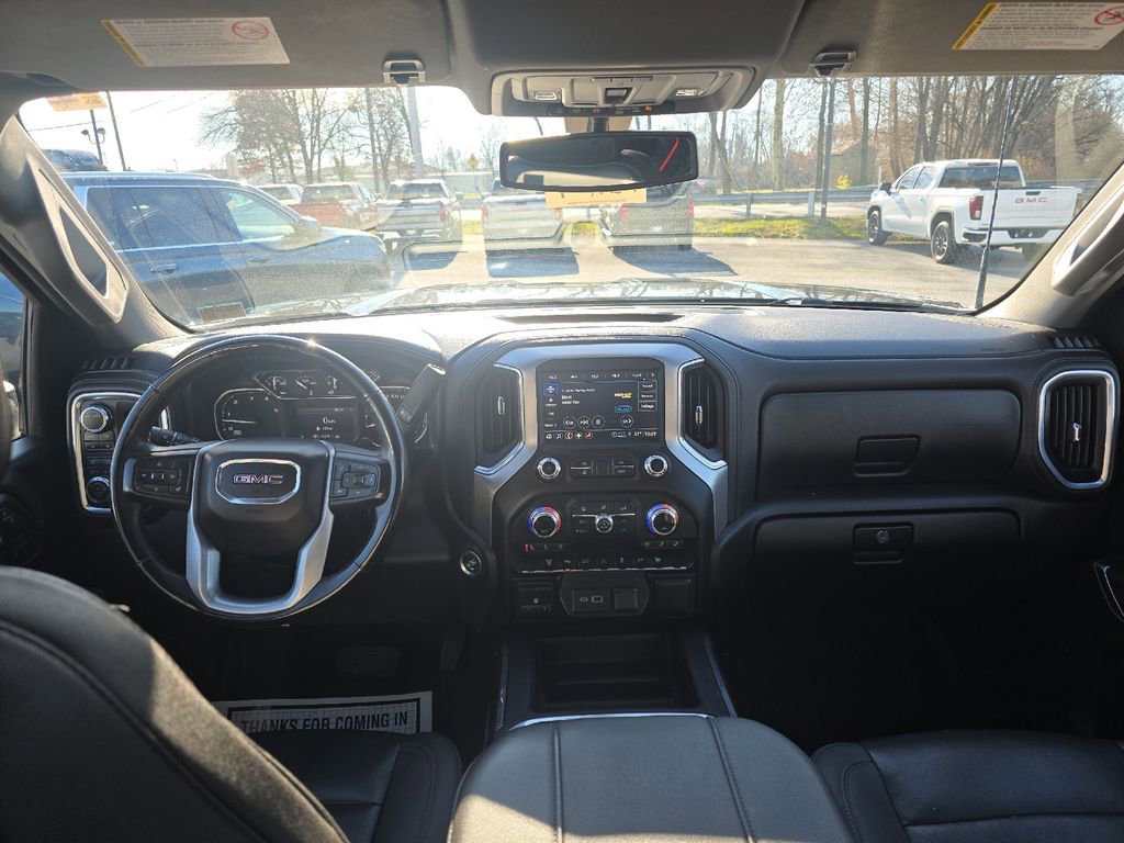 Used 2023 GMC Sierra 3500 SLT w/ SLT Convenience Package AWD/4WD image 18