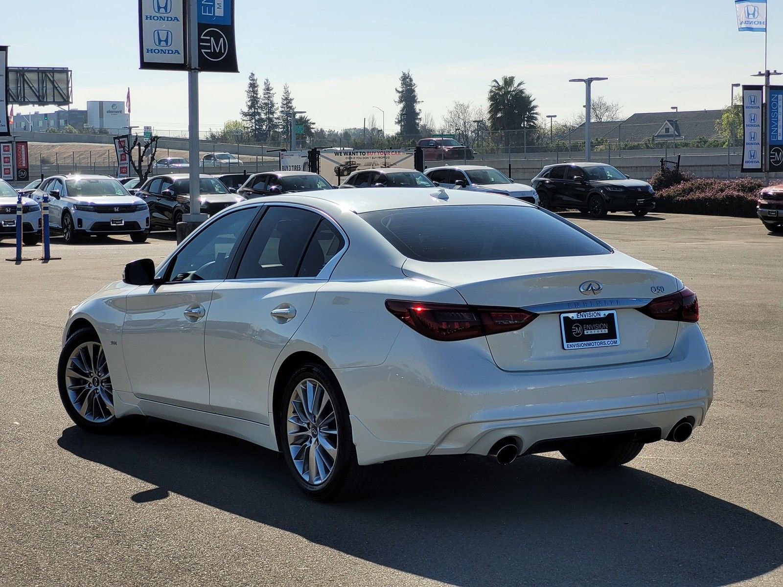 Used 2019 INFINITI Q50 Luxe w/ Essential Package (3.0T Luxe) image 7