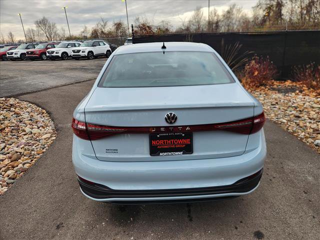 Certified 2025 Volkswagen Jetta Sport image 4