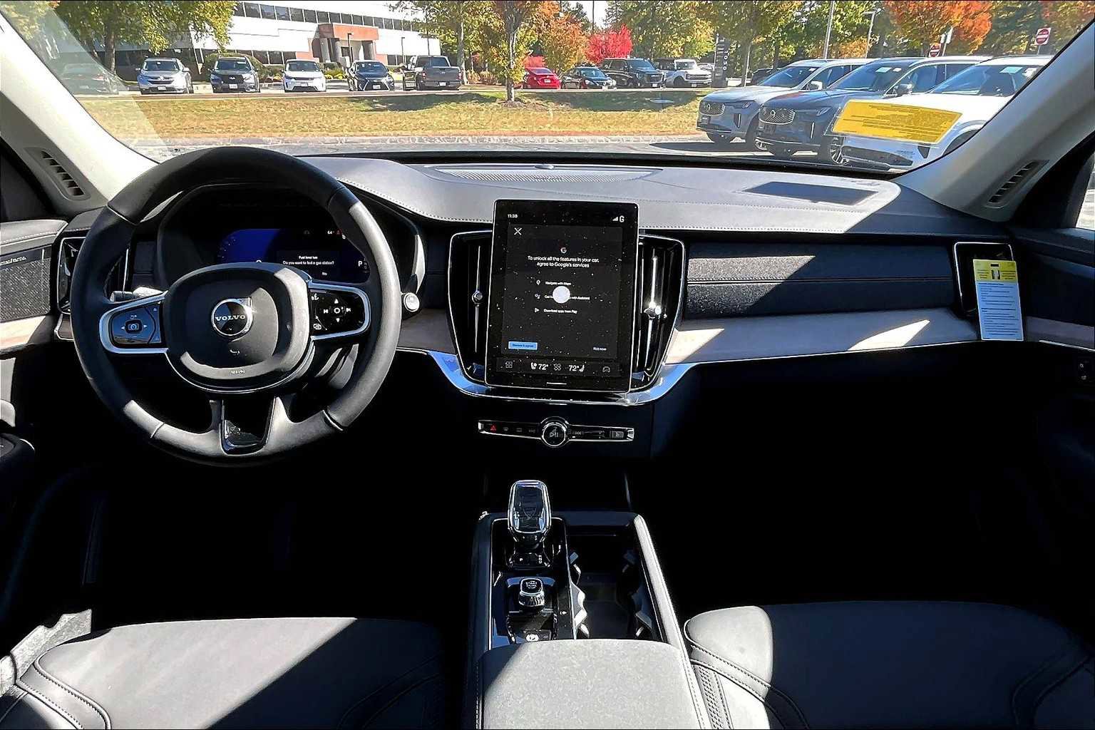 New 2026 Volvo XC90 B6 Plus w/ Protection Package Premier AWD/4WD image 7