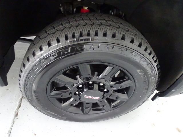 Used 2024 GMC Sierra 2500 AT4 w/ AT4 Premium Plus Package AWD/4WD image 32