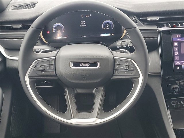 New 2025 Jeep Grand Cherokee L Altitude image 15