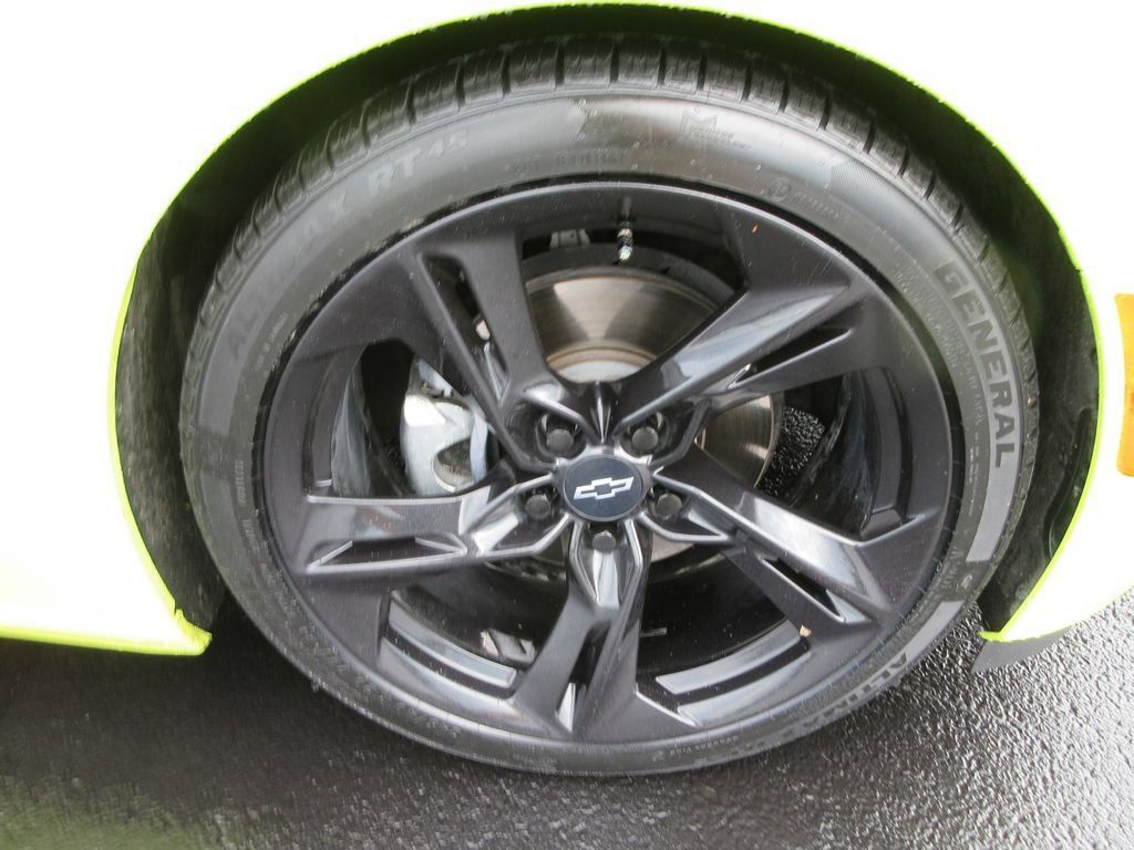 Certified 2020 Chevrolet Camaro LT w/ RS Package RWD image 9