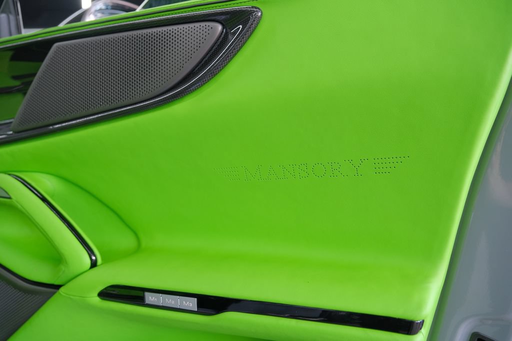 Used 2023 Ferrari Purosangue AWD/4WD image 38