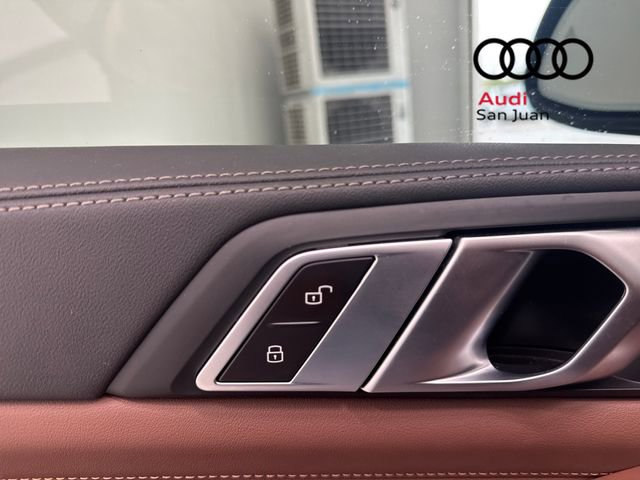 Used 2024 BMW X5 sDrive40i w/ Executive Package image 30