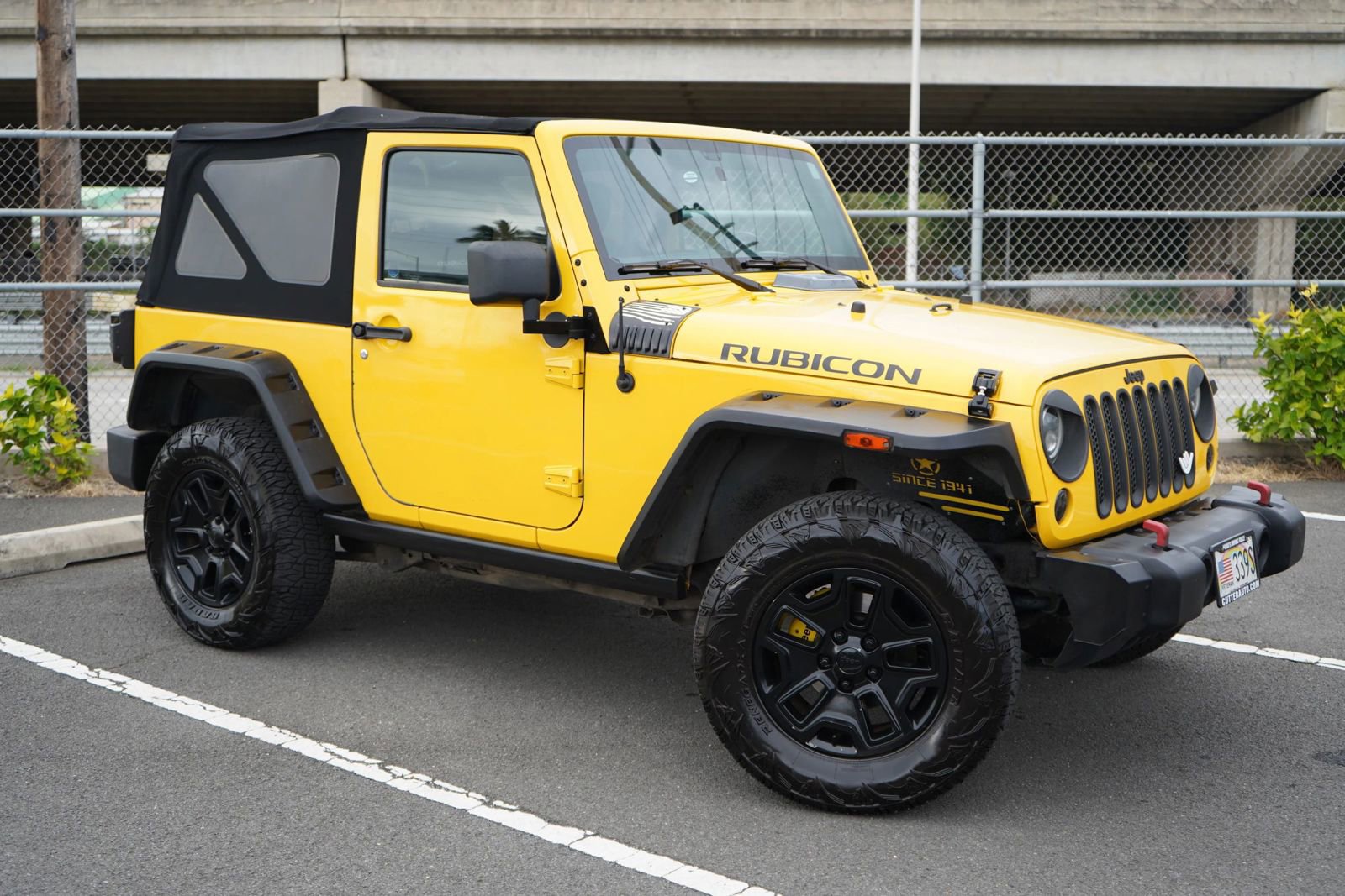 Used 2015 Jeep Wrangler Rubicon w/ Power Convenience Group image 5