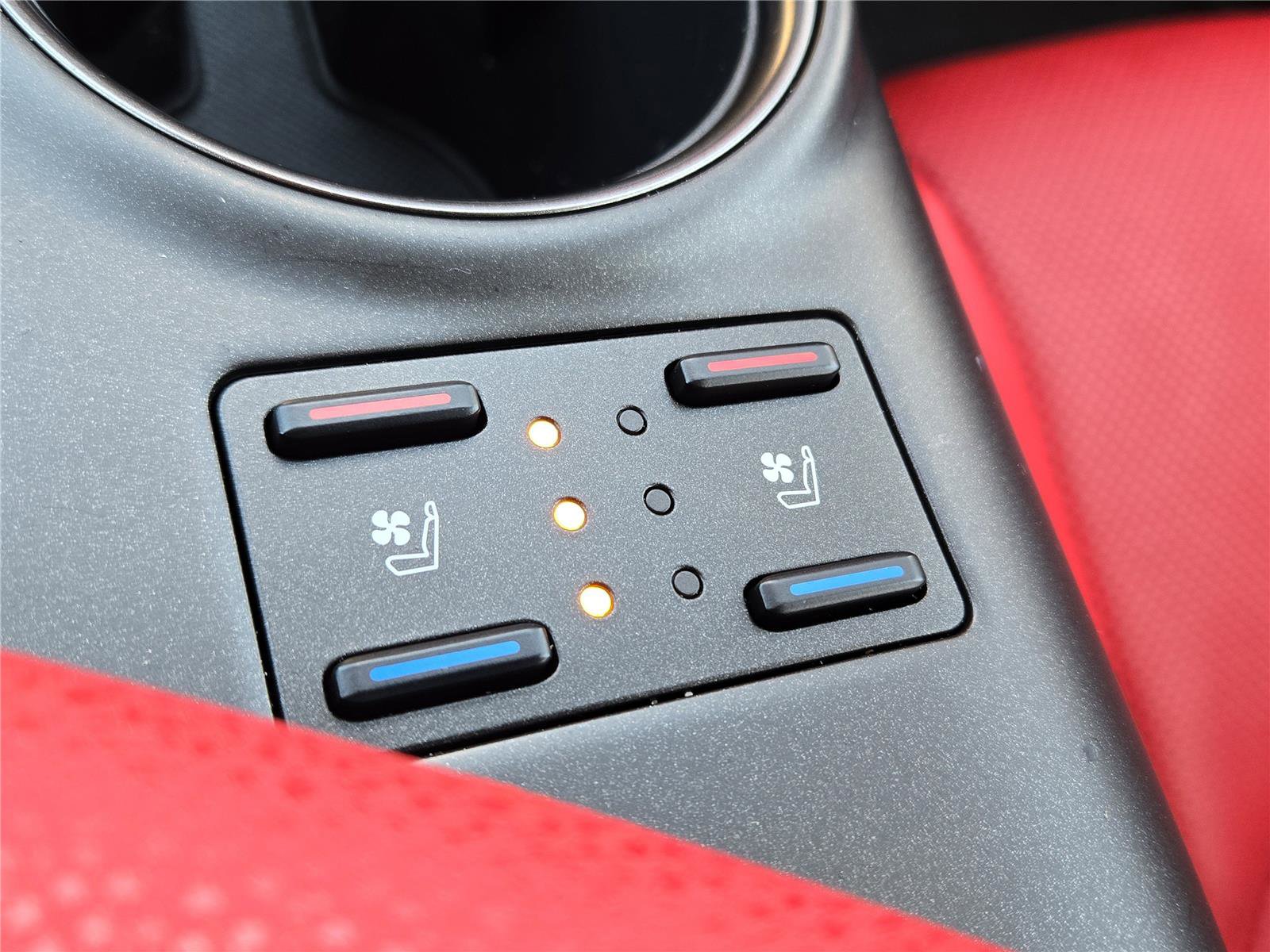 Used 2021 Toyota Camry XSE w/ Navigation Upgrade Package image 10