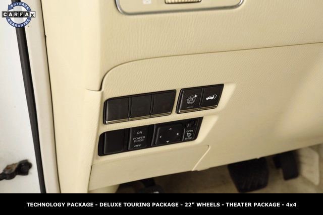 Used 2012 INFINITI QX56 4WD w/ Deluxe Touring Pkg image 27