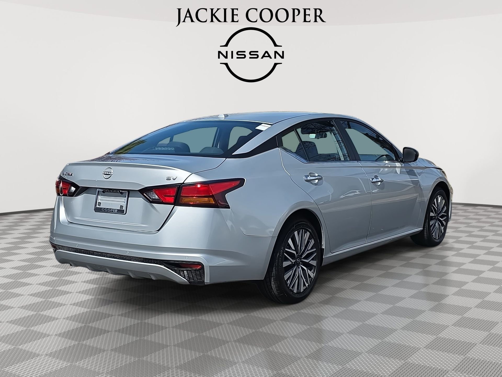 Certified 2024 Nissan Altima 2.5 SV image 5