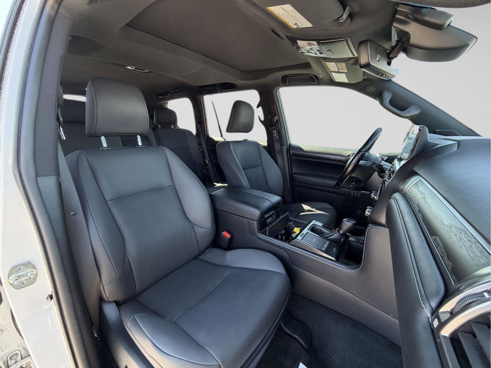 Used 2022 Lexus GX 460 GX 460 w/ Black Line Special Edition image 27