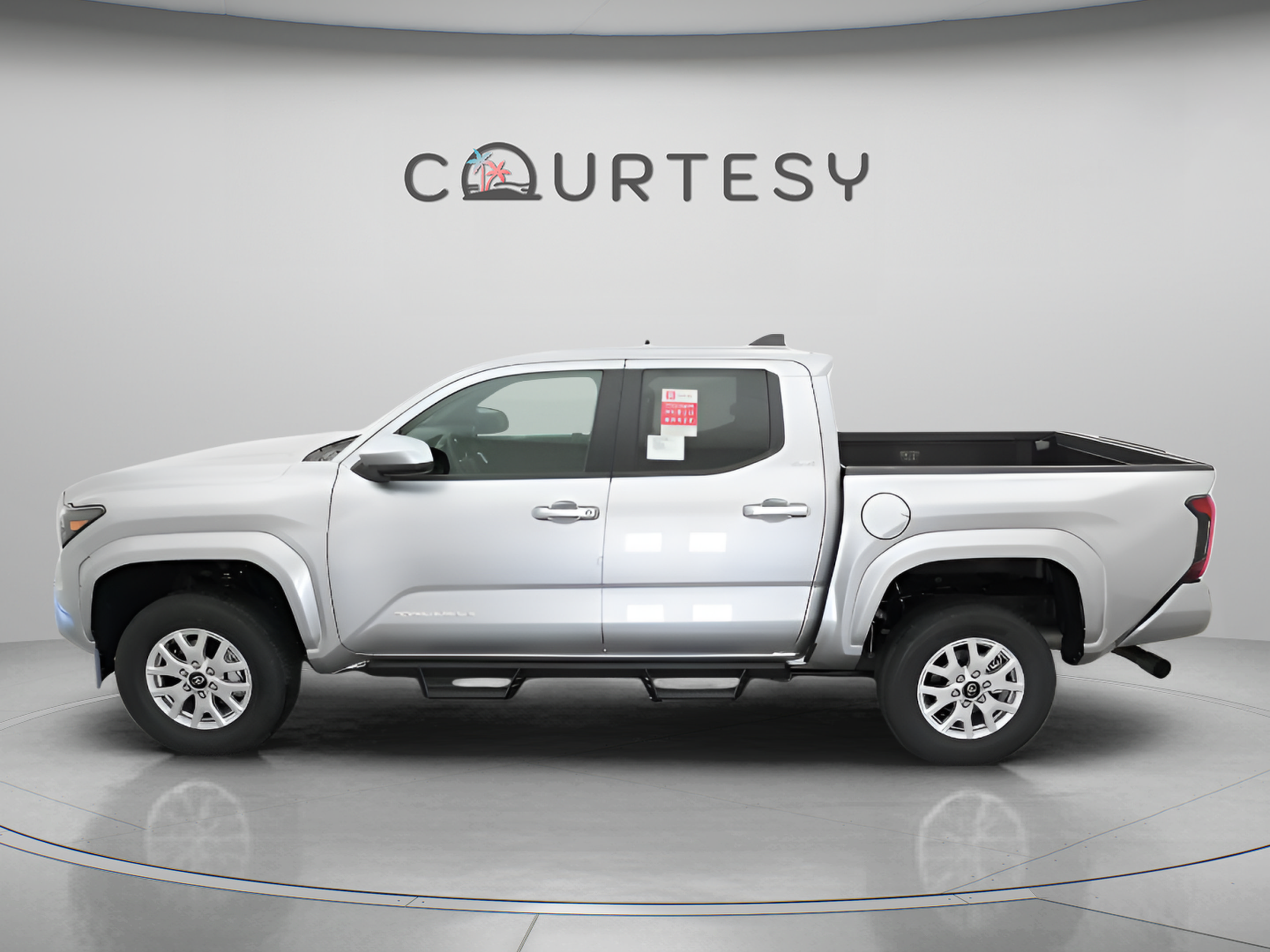Certified 2026 Toyota Tacoma SR5 AWD/4WD image 5