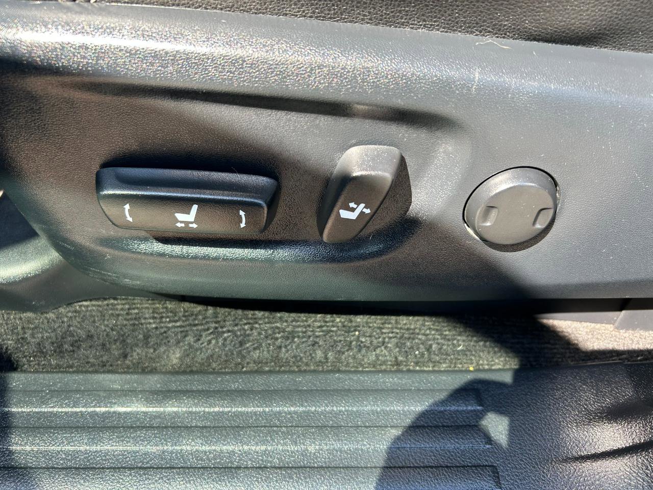 Used 2020 Toyota 4Runner SR5 Premium image 9