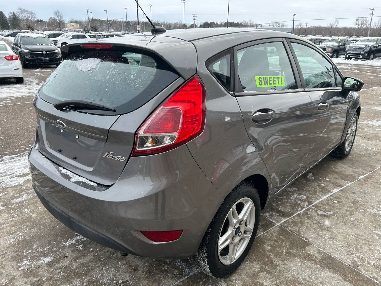 Used 2014 Ford Fiesta SE image 5