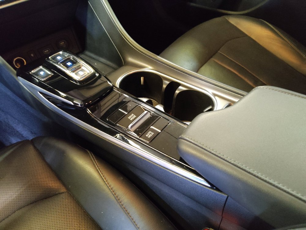 Used 2020 Hyundai Sonata SEL w/ Premium Package image 26