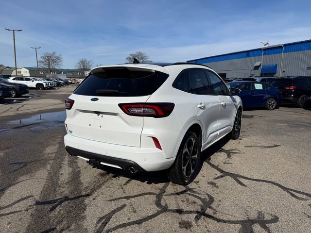 Used 2023 Ford Escape ST-Line Select w/ Tech Pack #2 image 29