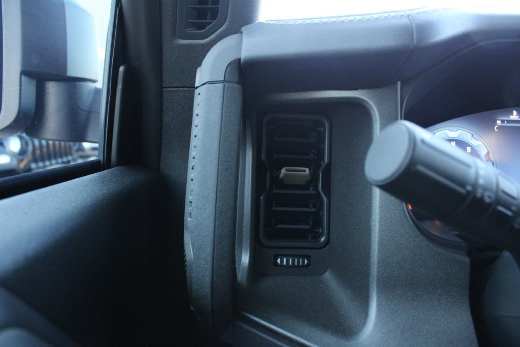 Used 2025 Ford Bronco Badlands AWD/4WD image 7