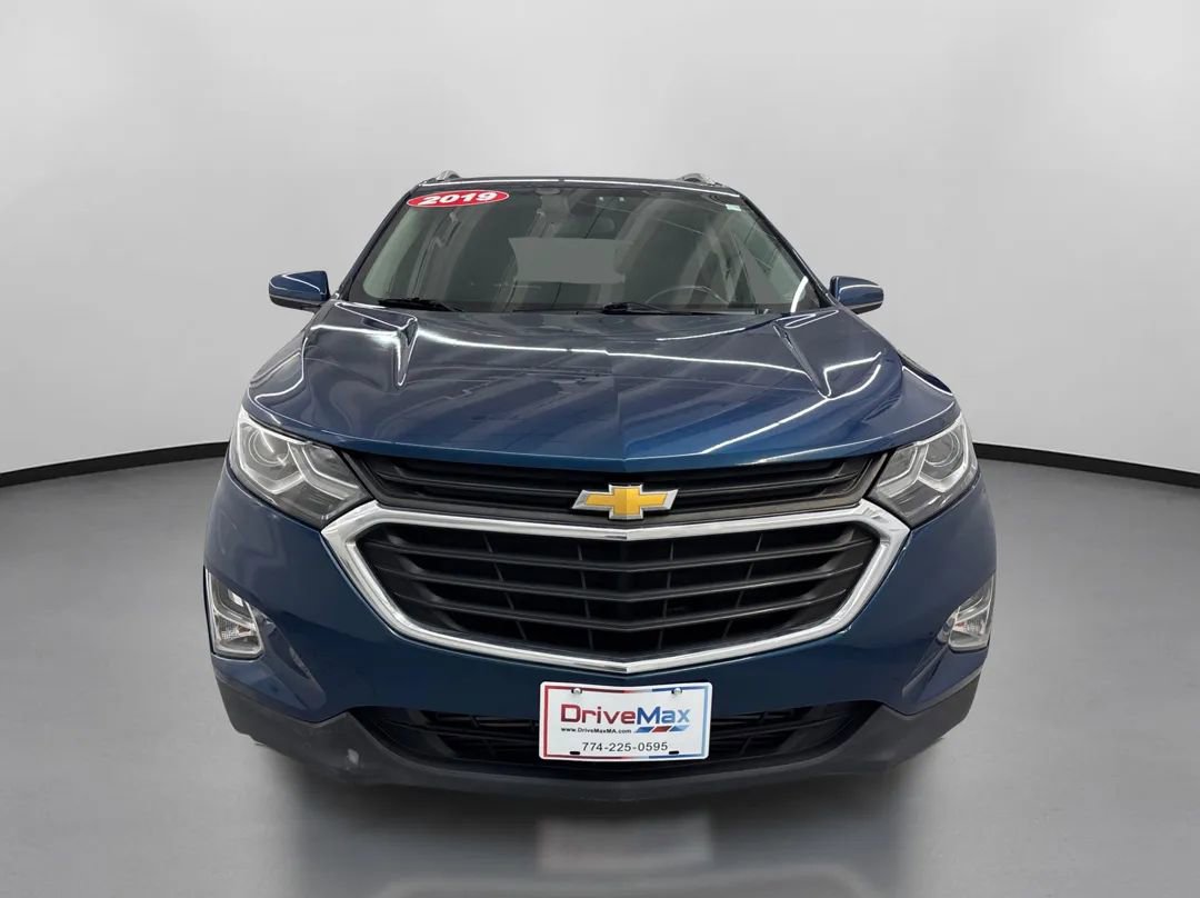 Used 2019 Chevrolet Equinox LT image 2