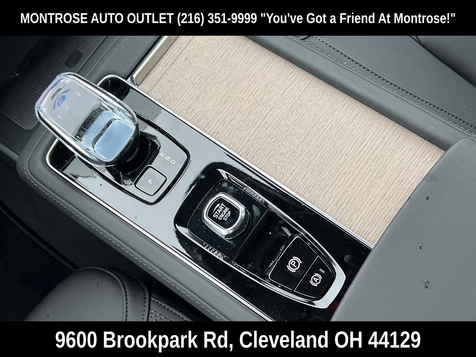 New 2026 Volvo XC90 T8 Plus w/ Protection Package Premier image 27