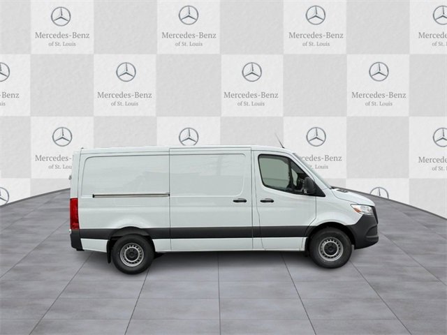 New 2025 Mercedes-Benz Sprinter 2500 image 2
